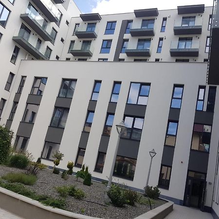 New Transilvania Apartment คลูจ-นาโปกา ภายนอก รูปภาพ