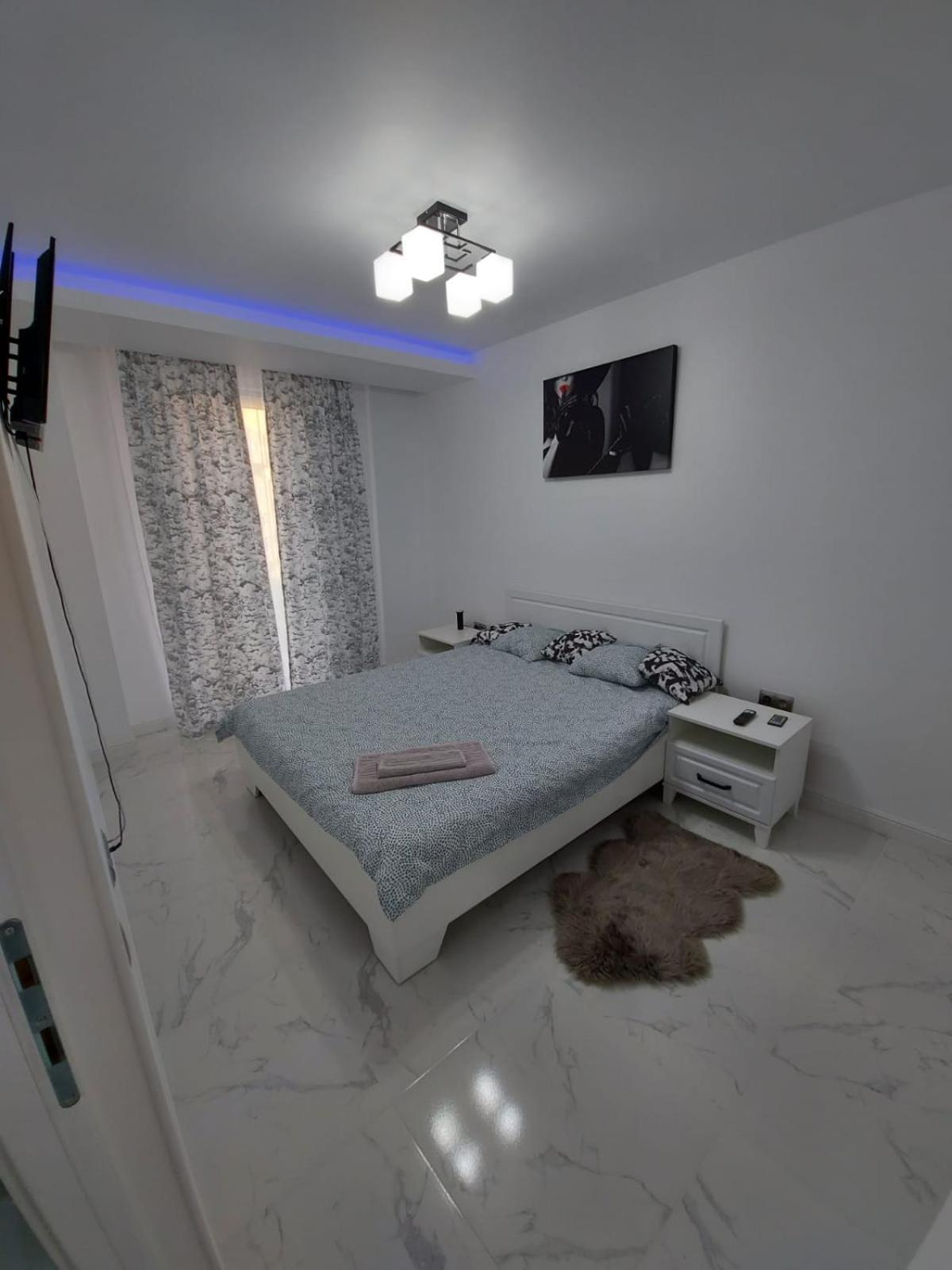 New Transilvania Apartment คลูจ-นาโปกา ภายนอก รูปภาพ